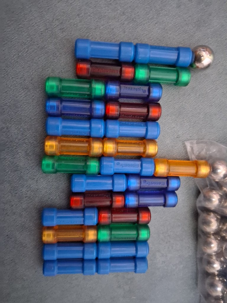 Magneetstaafjes en balletjes, Kinderen en Baby's, Speelgoed | Educatief en Creatief, Ophalen of Verzenden, Gebruikt, Bouwen