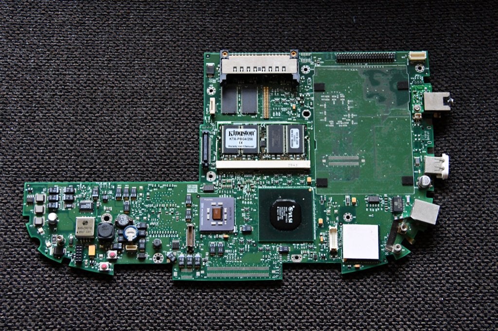 iBook G3 Clamshell Logicboard 300 Mhz PowerPc G3 288 MB, Ophalen of Verzenden, Gebruikt, Overige typen