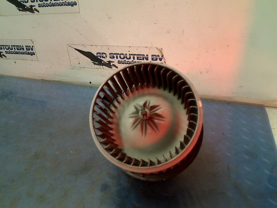 Kachel Ventilatormotor Hyundai i20 2009 F00S330056, Hyundai Motor Deutschland GmbH, Gebruikt, Hyundai, Kaiserleipromenade 5, Offenbach am Main 63067, , Duitsland