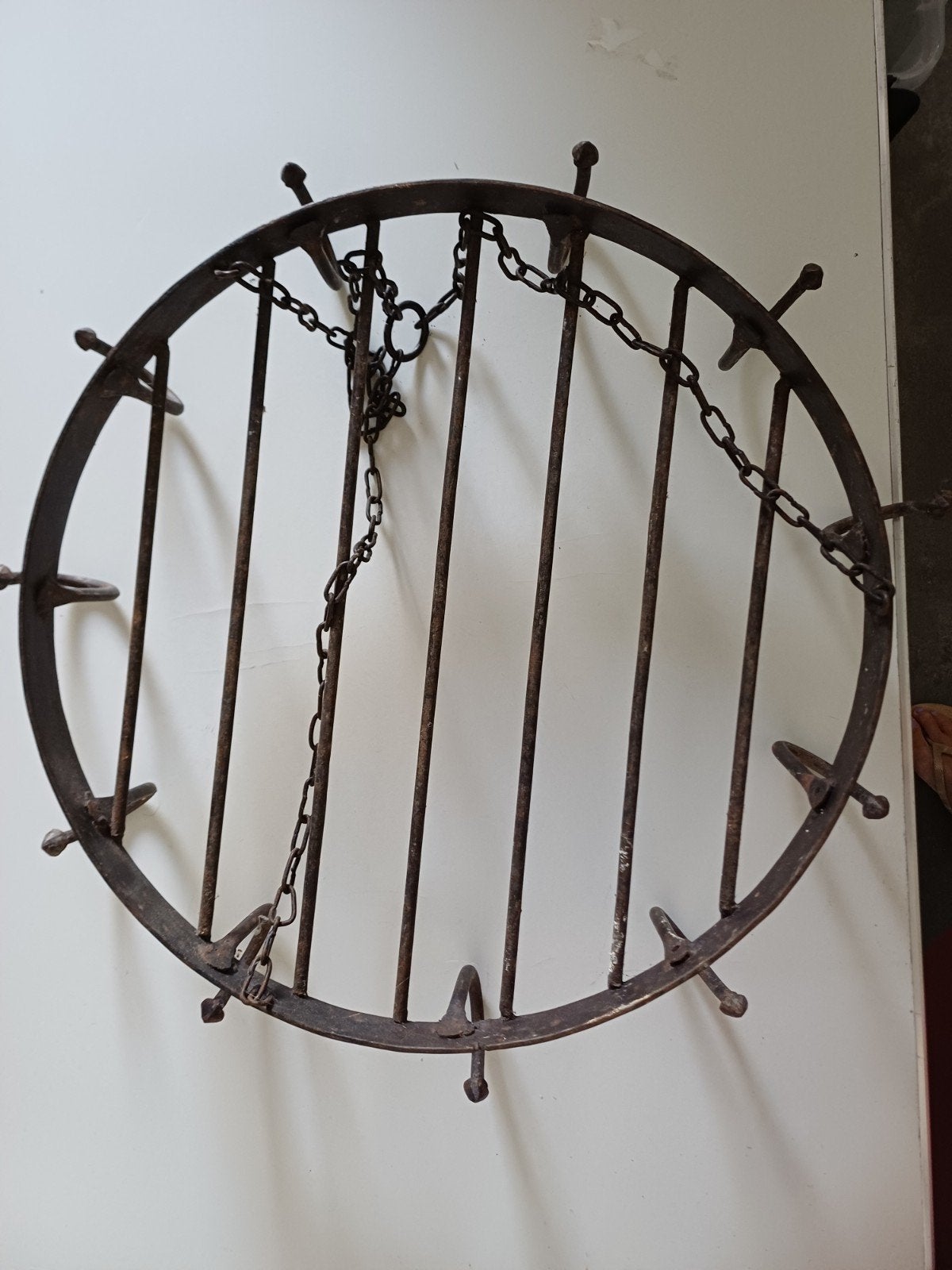 Vintage smeedijzeren pannenrek met kettingen, Ophalen