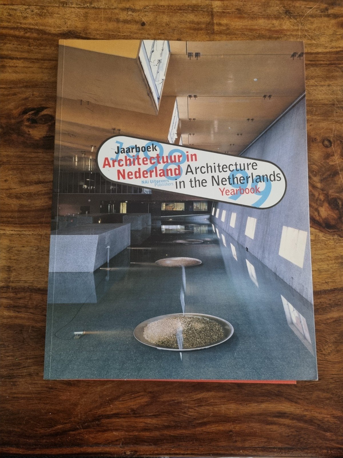 Jaarboek = Yearbook 1998-1999, Ophalen of Verzenden, Zo goed als nieuw, Overige onderwerpen