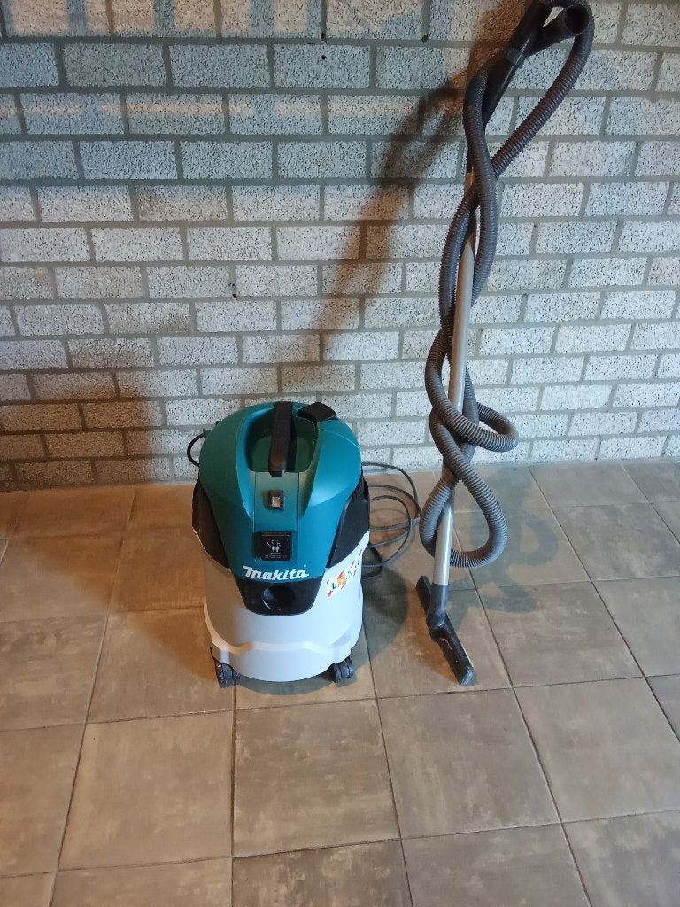 Makita bouwstofzuiger, Ophalen of Verzenden, Gebruikt, Overige typen