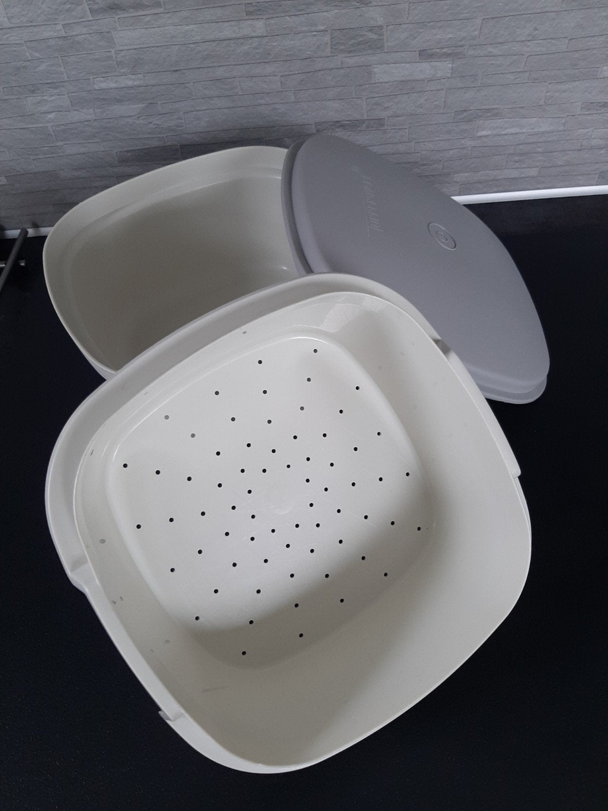 Tupperware serveerwonder rijststomer pocheren garen en koken, Ophalen of Verzenden, Gebruikt, Wit, Schaal