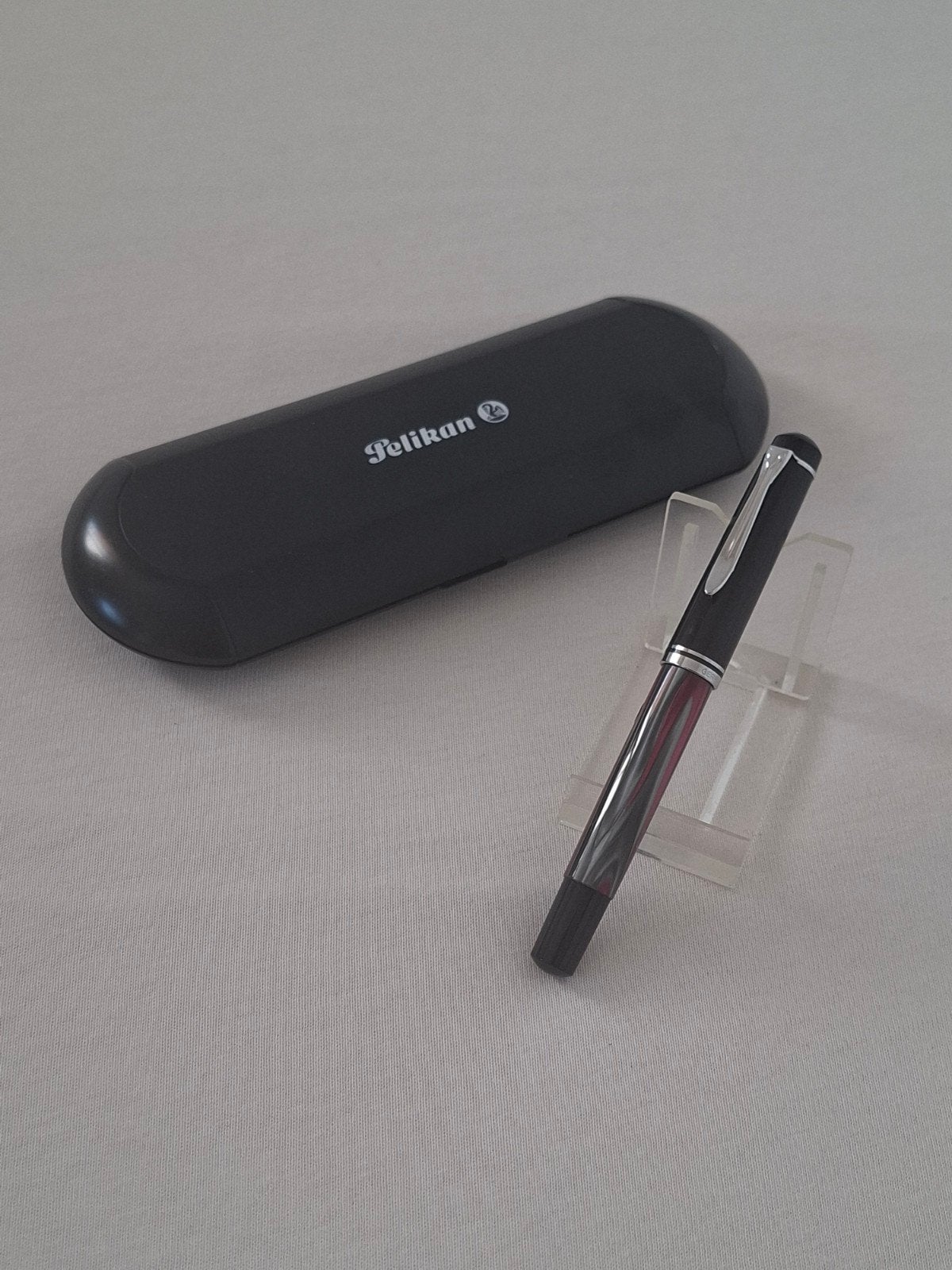 Pelikan Classic M200 Deutsche Telekom Vulpen, Verzamelen, Pennenverzamelingen, Verzenden, Vulpen, Overige merken