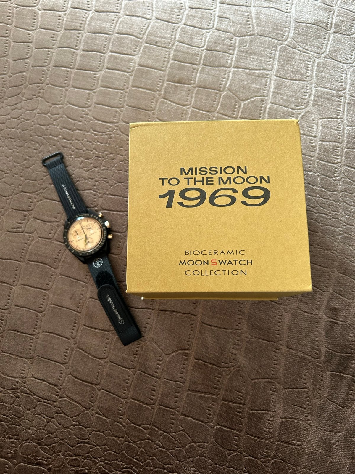 Omega x Swatch Moonswatch Mission to the Moon 1969, Sieraden, Tassen en Uiterlijk, Overige merken, Kunststof, Polshorloge, Overige materialen