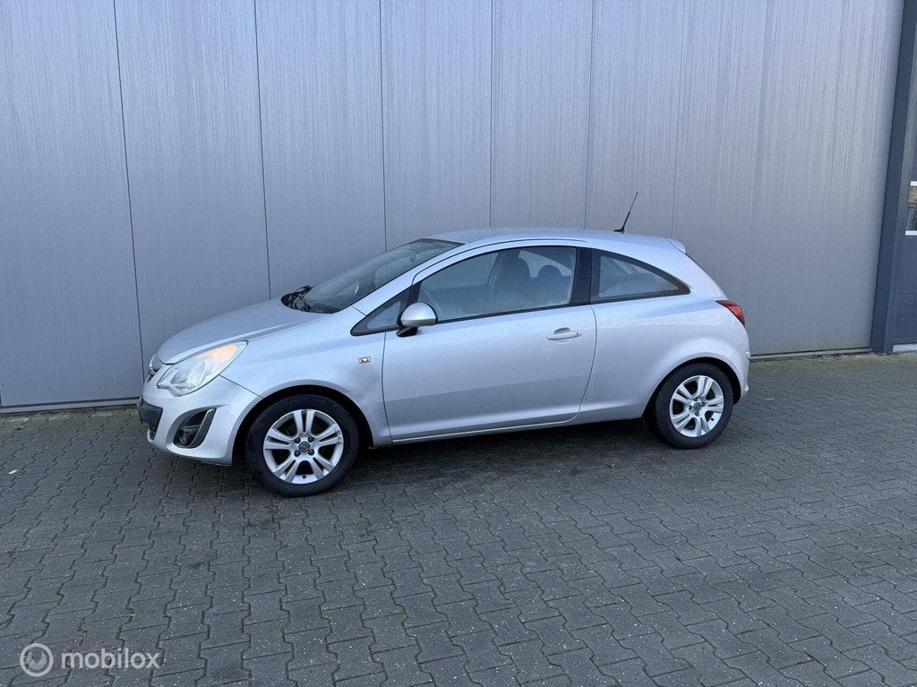 Opel Corsa 1.3 CDTi EcoFlex S/S Cosmo nieuwe apk, Auto's, Voorwielaandrijving, Euro 5, 1063 kg, Gebruikt