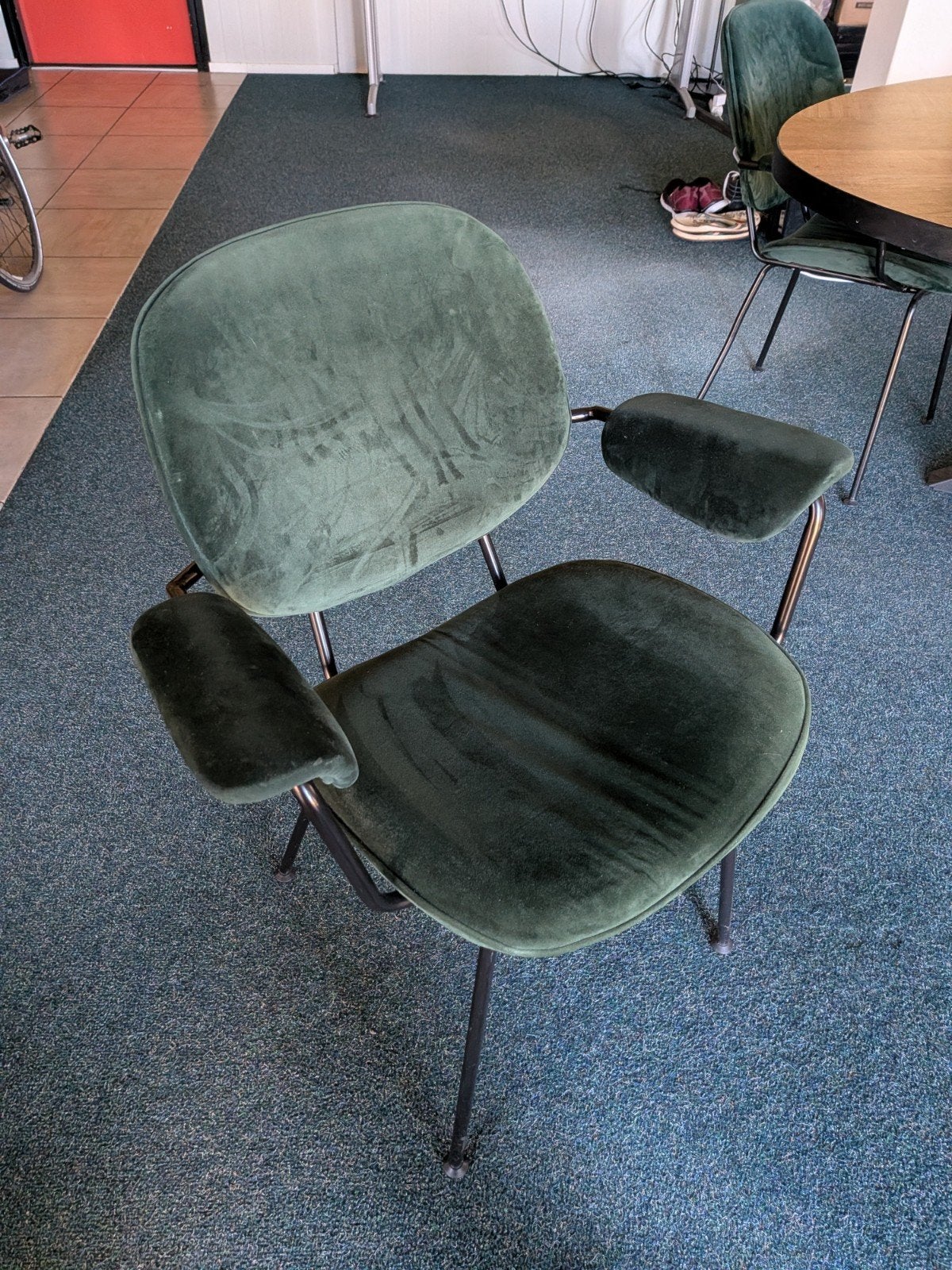 6x Groen Fluwelen Eetkamer Stoel op dunne metalen poten, Ophalen, Zo goed als nieuw, Overige kleuren, Vijf, Zes of meer stoelen