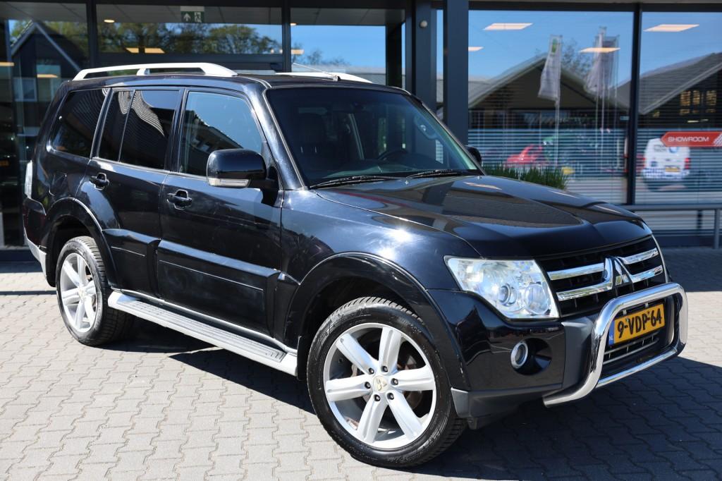 Mitsubishi PAJERO 3.2 DID 5DRS INSTYLE A/T VAN MARGE, Auto's, Bestelauto's, Bedrijf, ABS, Airbags, Centrale vergrendeling, Climate control