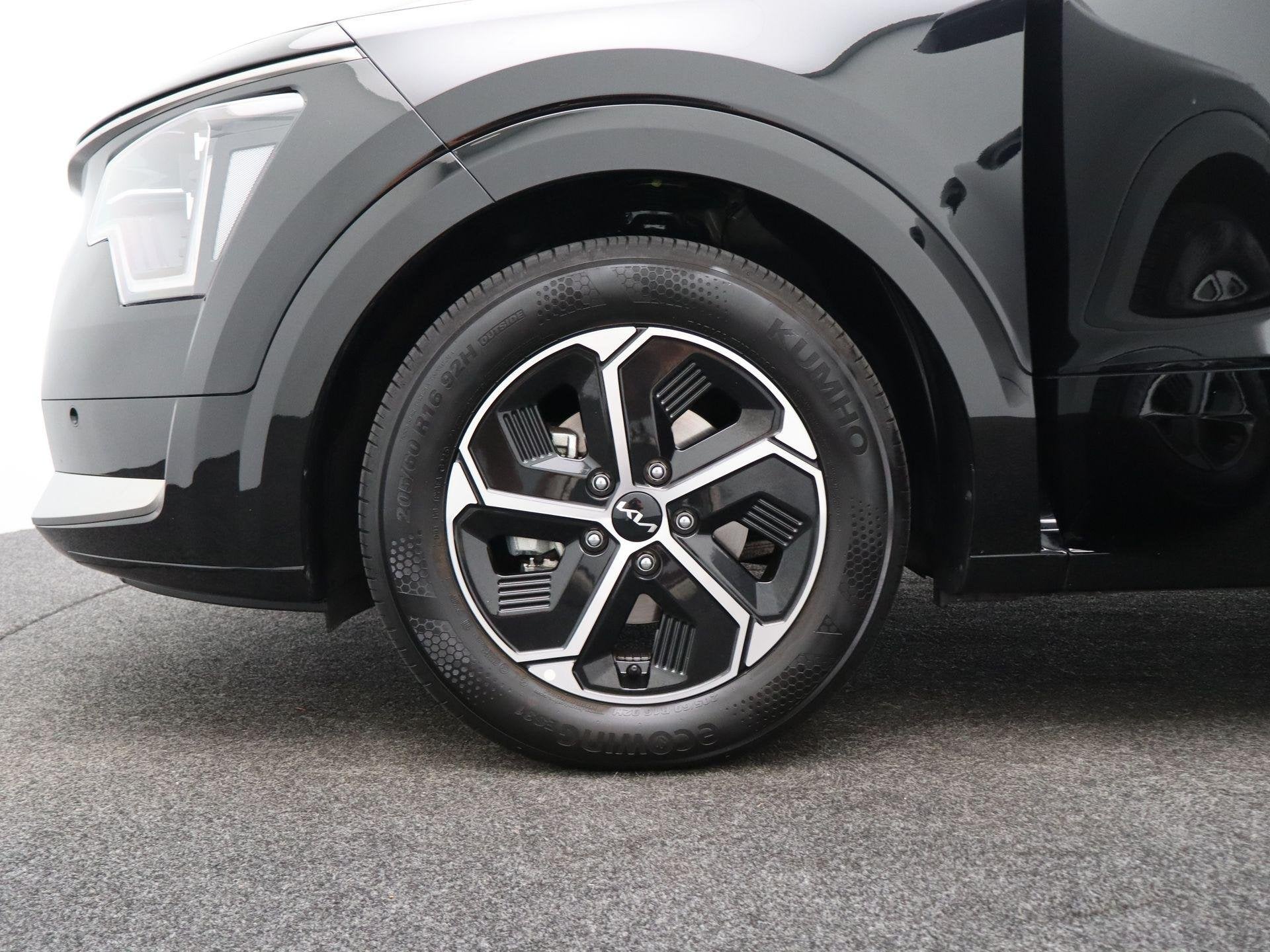 Foto 15 van Kia Niro 1.6 GDi Hybrid DynamicPlusLine Panorama | Stoel Stu