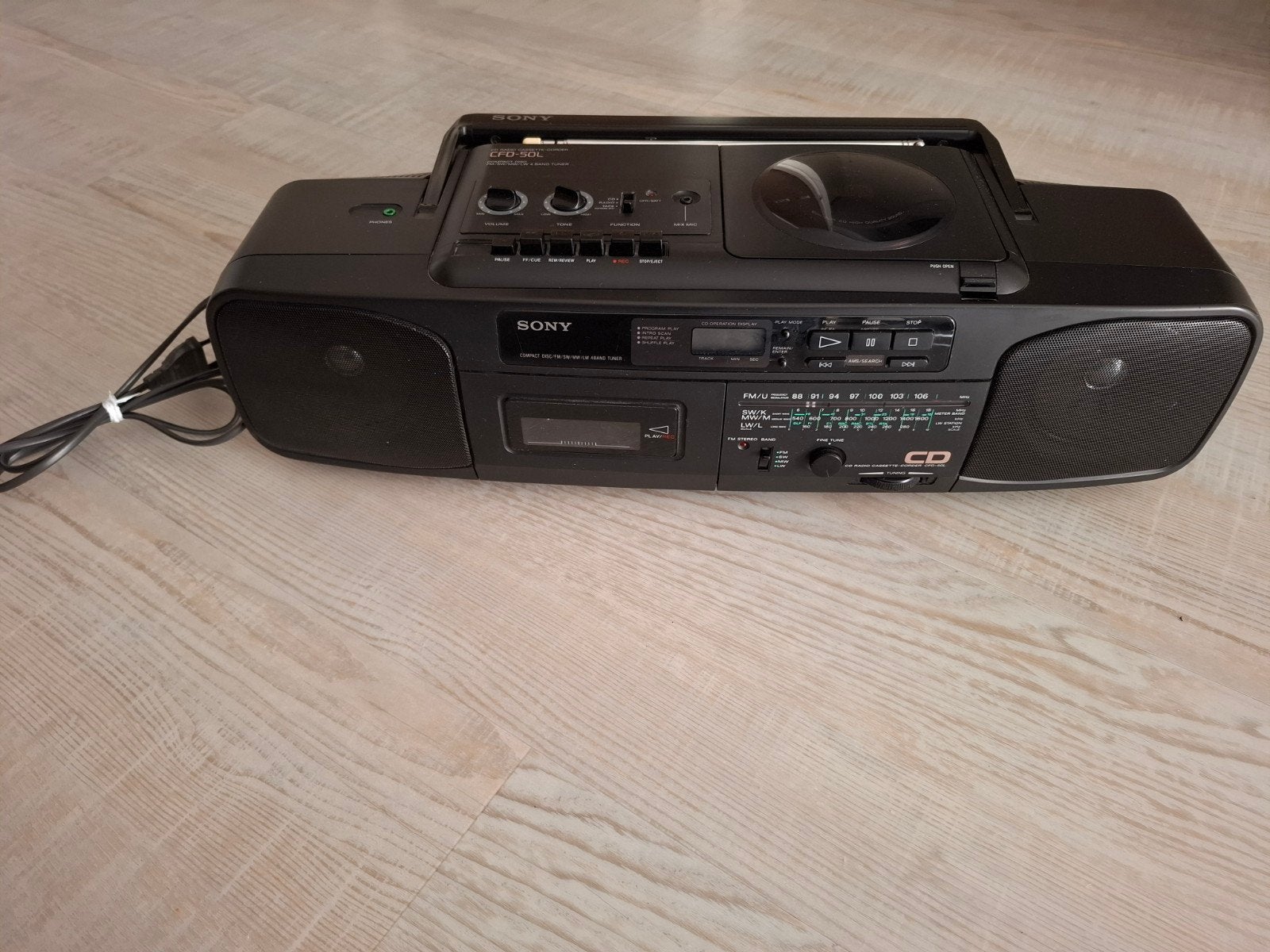 Radio CD- en cassettespeler Sony CFD-50 L, Ophalen of Verzenden