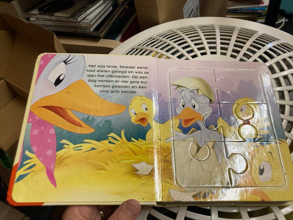 Sprookjespuzzel: Het Lelijke Eendje - Boek met Puzzels, Ophalen of Verzenden, Gelezen