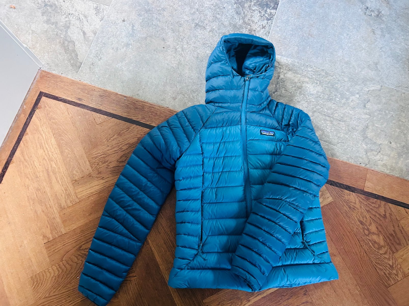Patagonia nieuwe lichte warme donsjas capuchon 36/38 S/M, Ophalen of Verzenden, Nieuw, Maat 36 (S), Blauw