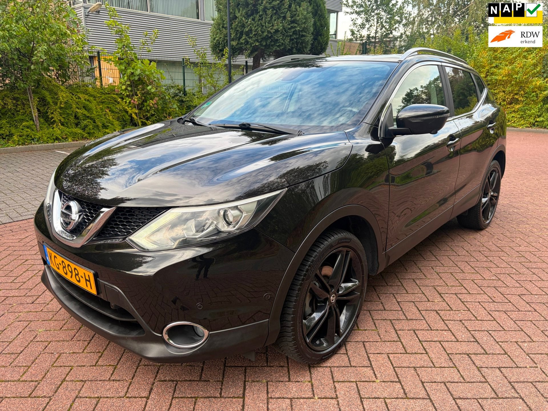 Nissan Qashqai 1.2 Tekna / Pano´dak / Leder / Xenon / Keyle, Voorwielaandrijving, Euro 6, 4 cilinders, 116 pk