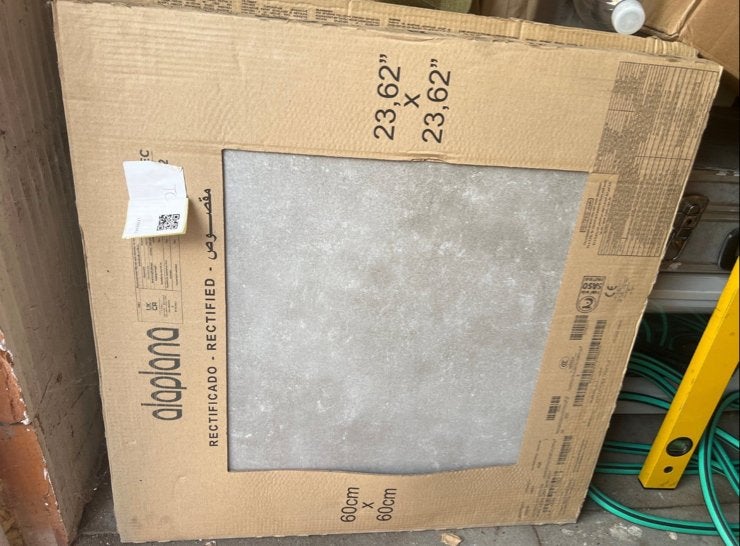2 pakken Alaplana tegels 60x60 cm, Ophalen, 60 cm of meer, Keramiek, Nieuw