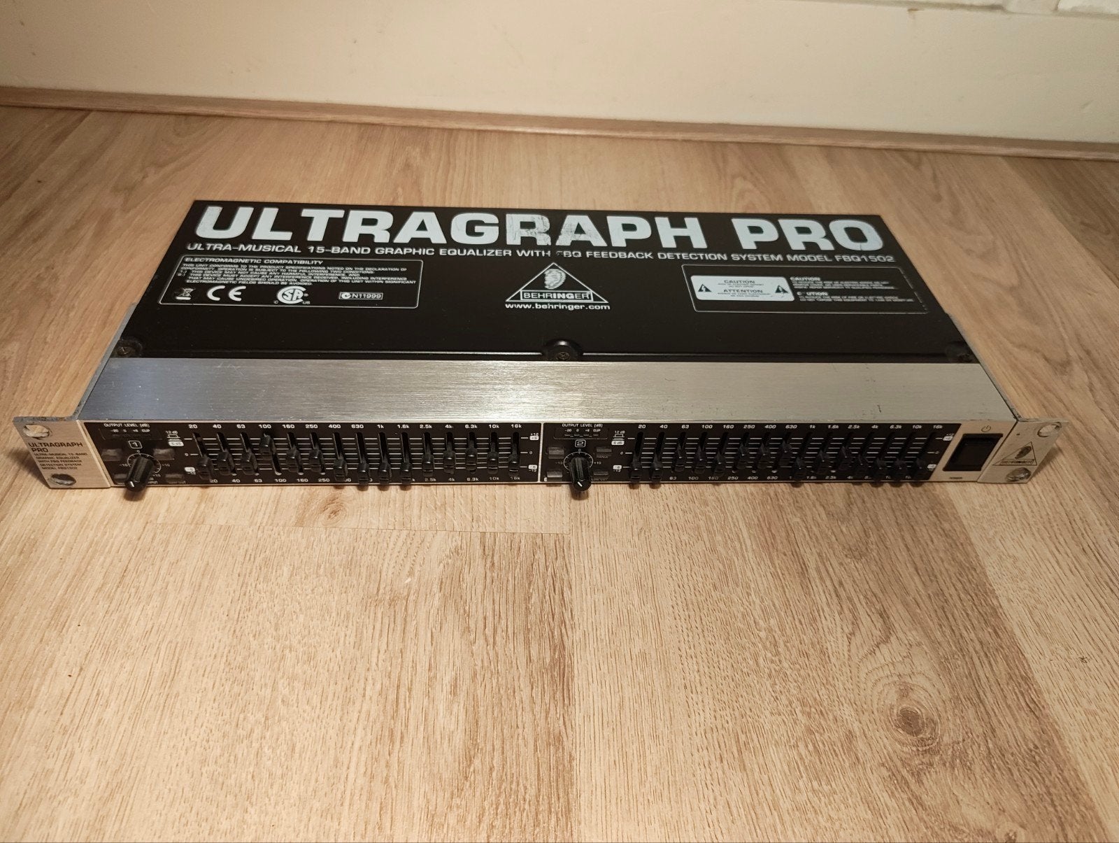 Behringer Ultragraph Pro equalizer, Muziek en Instrumenten, Effecten, Ophalen of Verzenden, Gebruikt, Equalizer