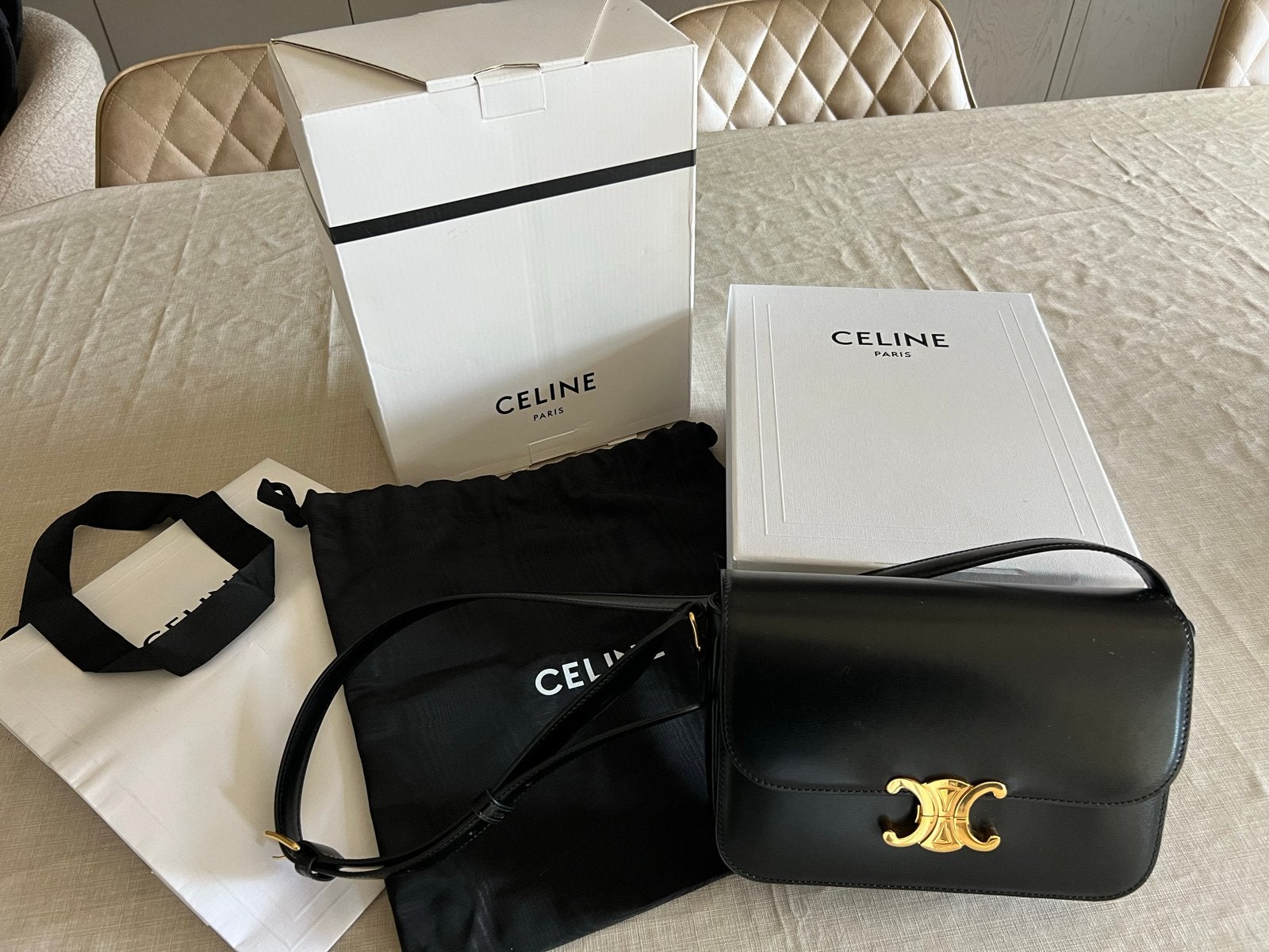 Celine Classique Triomphe Schoudertas Zwart, Verzenden, Zo goed als nieuw, Zwart, Schoudertasje