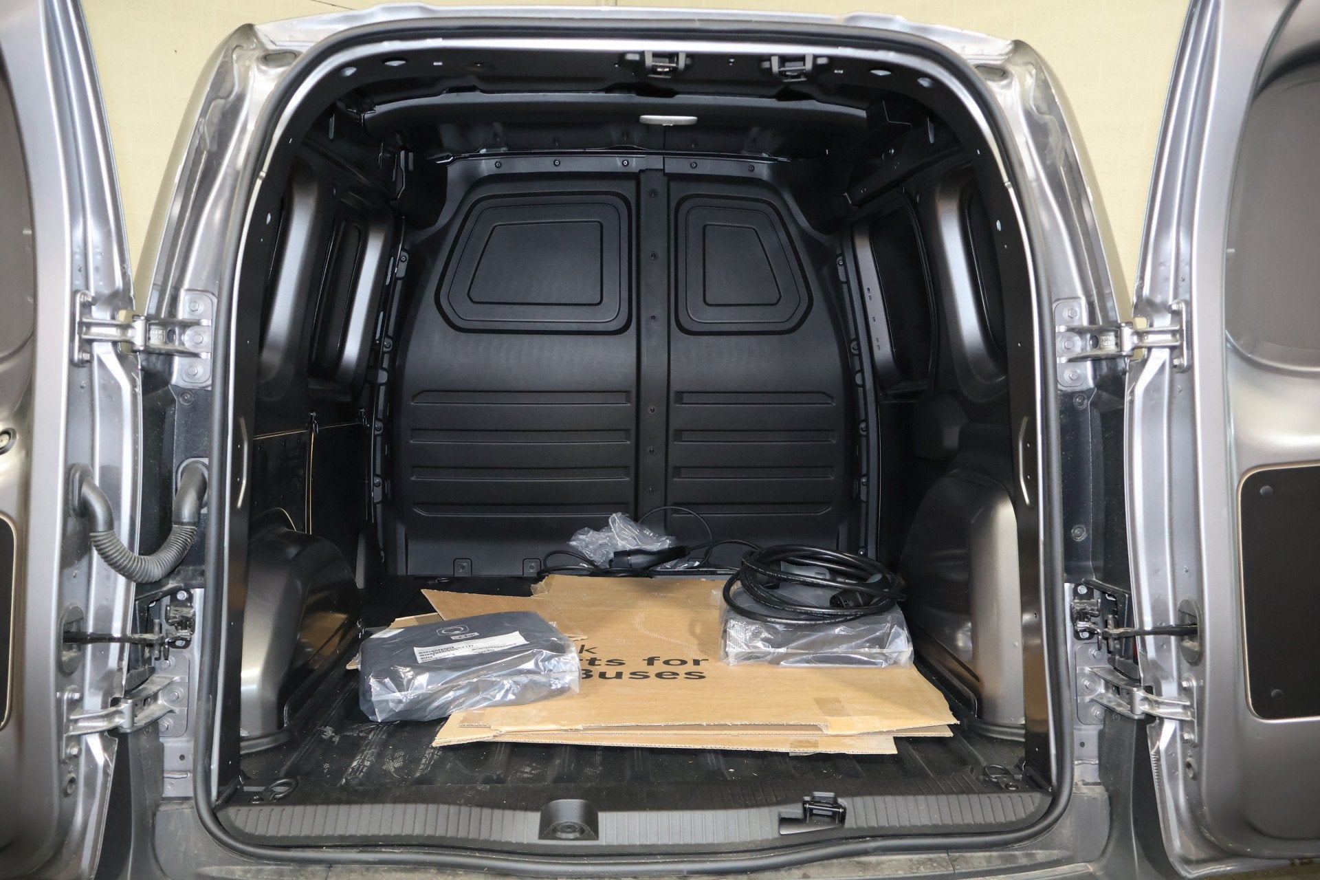 Mercedes-Benz eCitan 51 kWh Mbux Snelladen Camera (bj 2026), 45 kWh, Stof, Gebruikt, 1595 kg