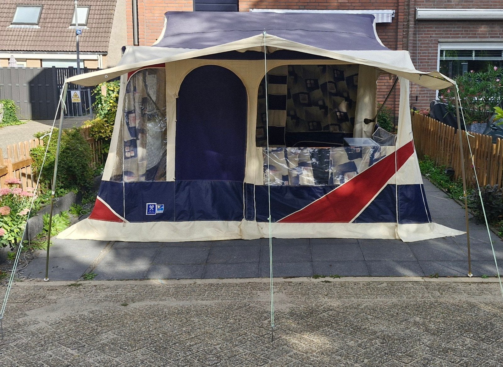 Jamet Jametic 123systeem tot 8 pers. +gastencabine nw banden, Caravans en Kamperen, Ophalen, Meer dan 6