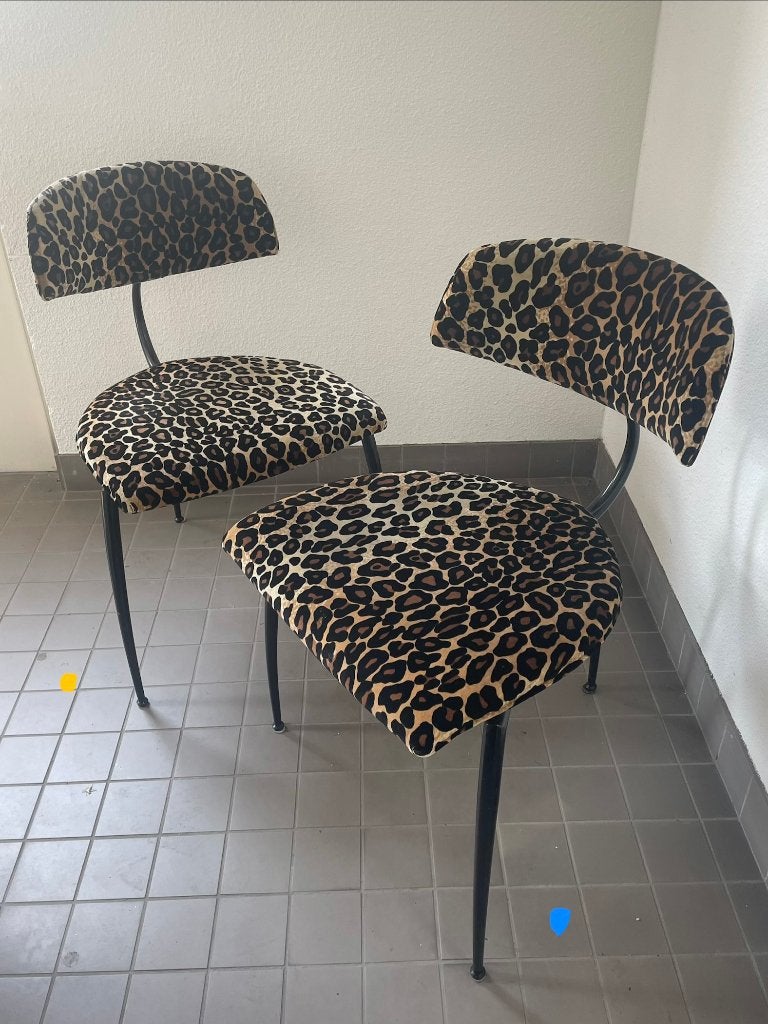 Lande designstoelen – set van 2 – panterprint – driepoot, Ophalen, Gebruikt, Twee, Overige kleuren