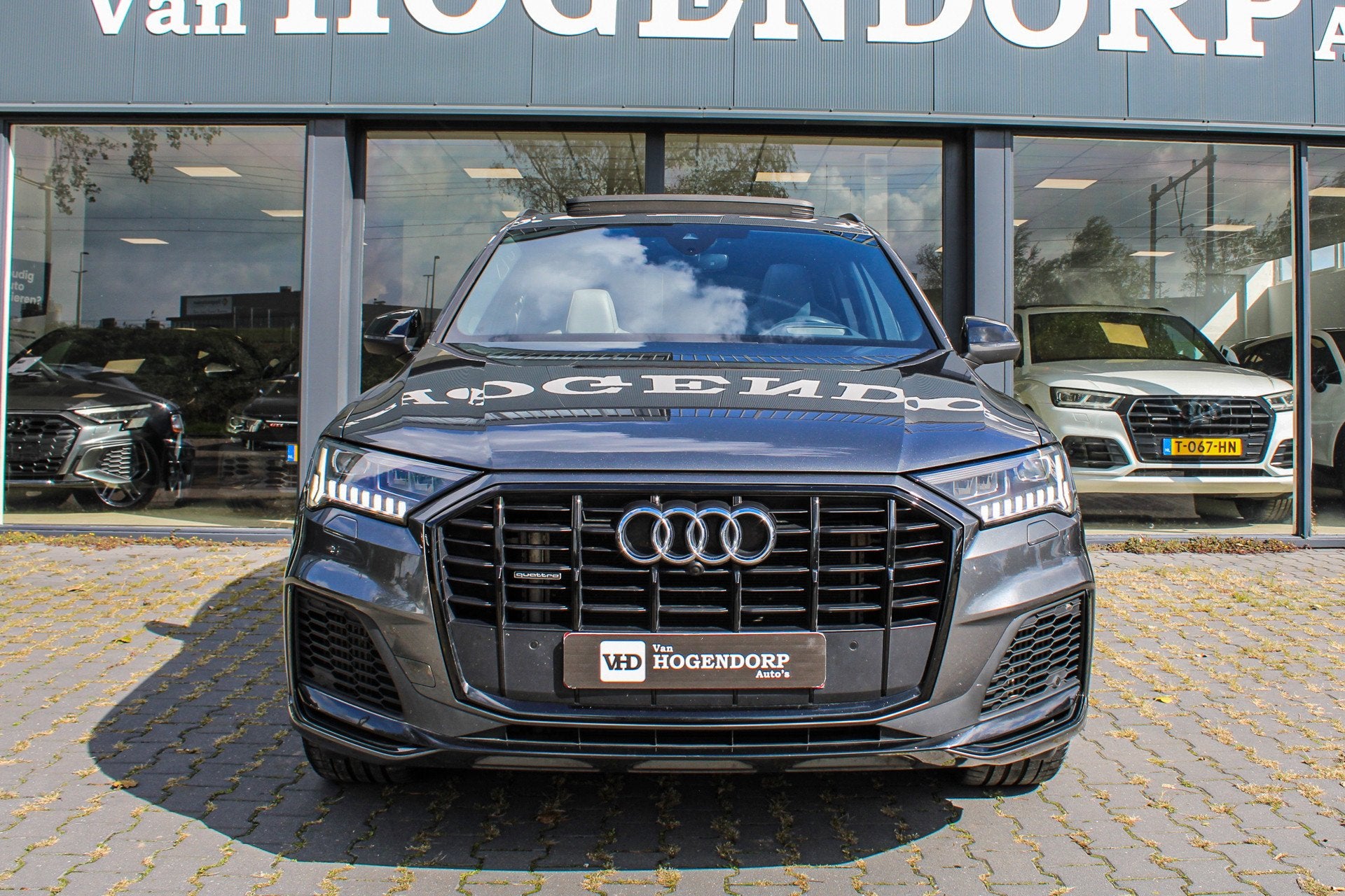 Audi Q7 60 TFSI e quattro S LINE PANO HUD SOFTCLOSE BTW, Auto's, Automaat, Dealer onderhouden, Gebruikt, 2995 cc