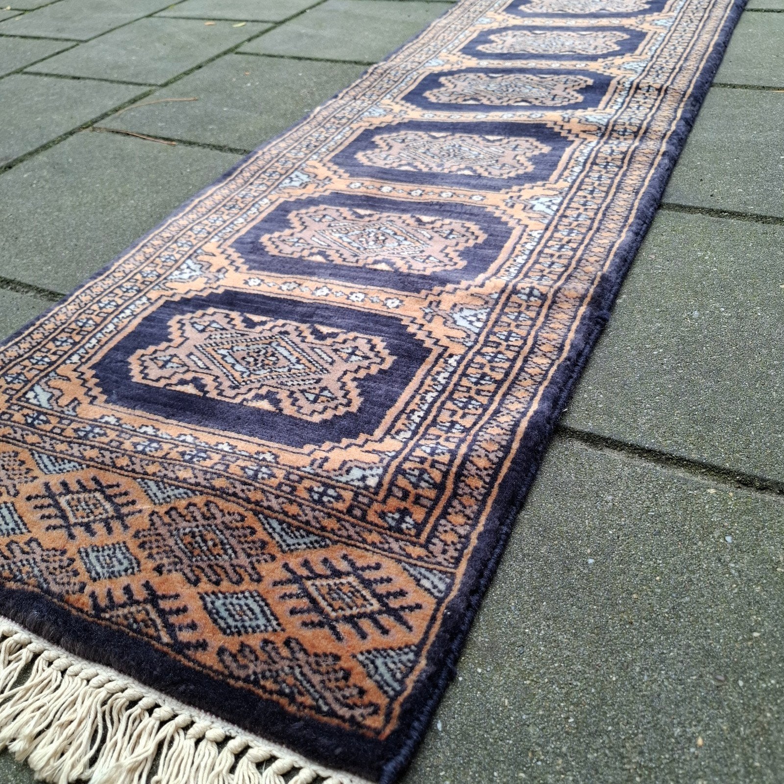 Vintage perzisch wollen tafelloper tapijt 42x136 cm, Huis en Inrichting, 100 tot 150 cm, Bruin, Vintage, Zo goed als nieuw