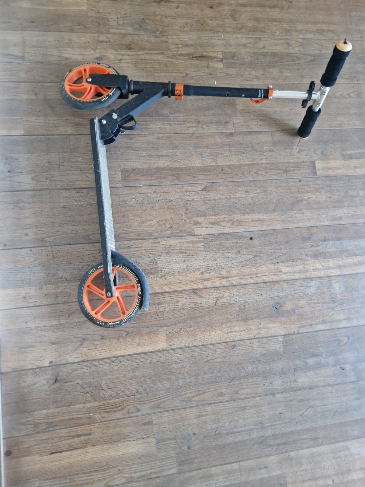 Inklapbare step met grote 200mm wielen, Ophalen, Gebruikt, Gewone step