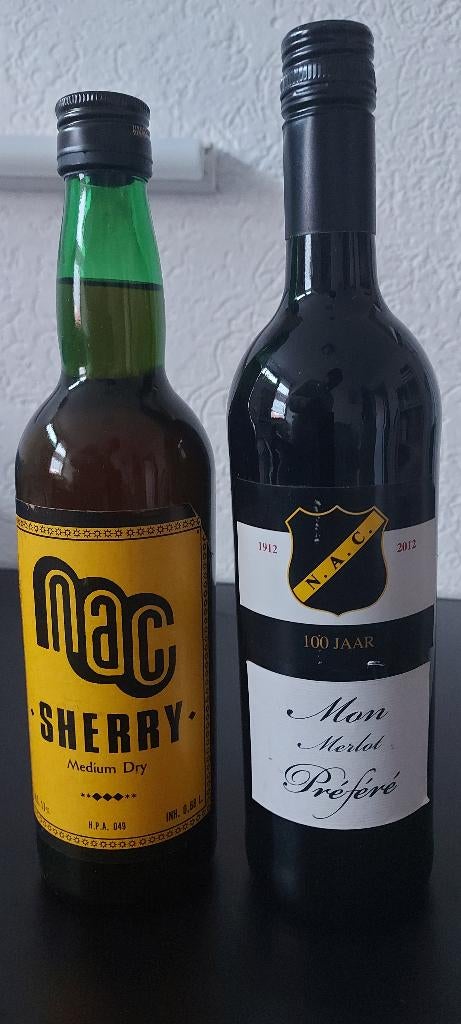 2 flessen met NAC logo, Ophalen, Nieuw, NAC Breda, Shirt