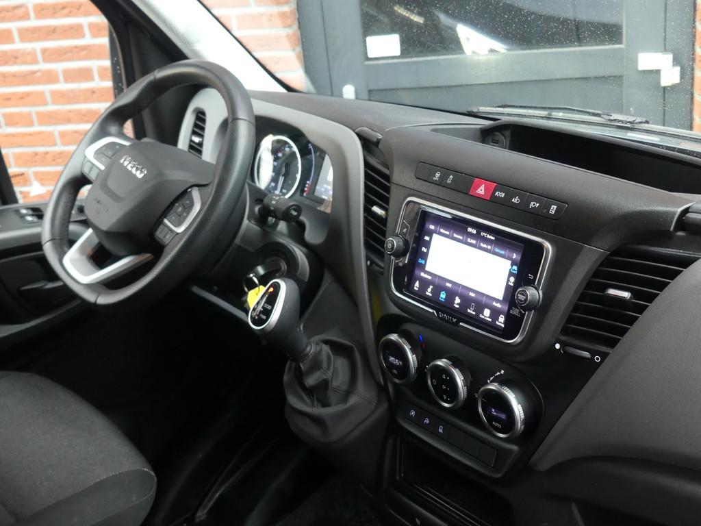 Iveco Daily 35S16V 2.3 L3 H3 3500KG Trekgewicht Camera/Navig, Automaat, Achterwielaandrijving, Gebruikt, Euro 6