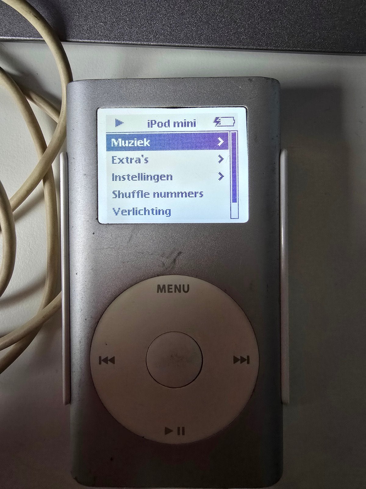 Apple iPod Mini (1e generatie) met accessoires, Gebruikt, Mini, Ophalen of Verzenden, Zilver