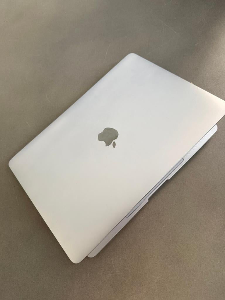 Apple macbook Pro 2018 13.3” Touch Bar, 2 tot 3 Ghz, 13 inch, Zo goed als nieuw, Ophalen