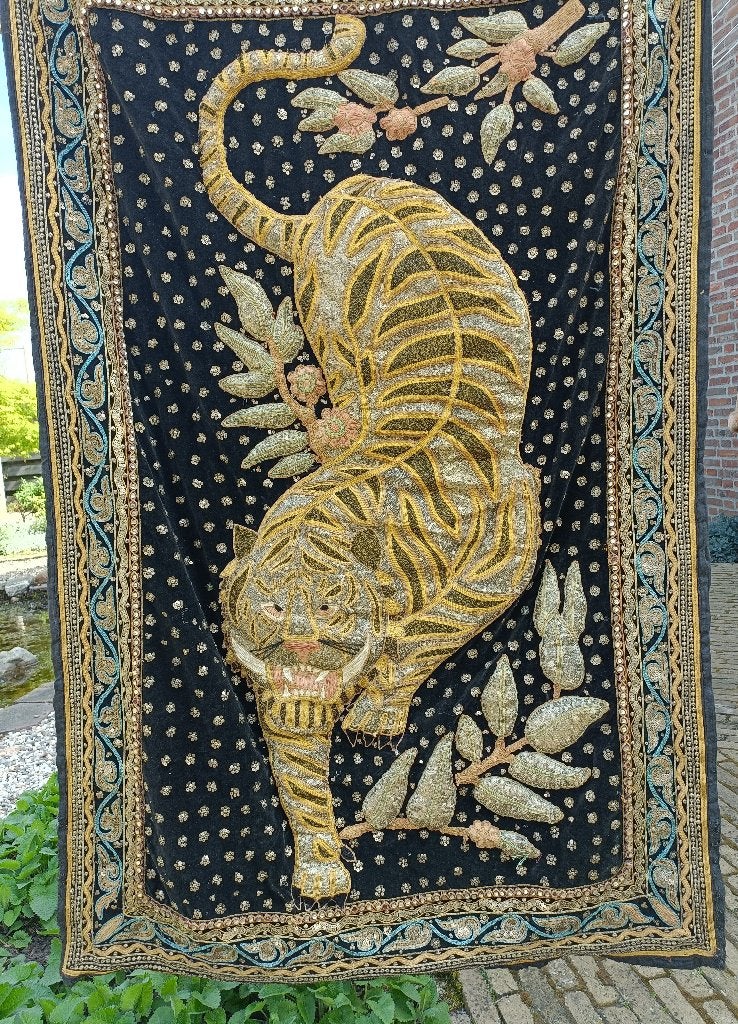 KALAGA wandkleed uit Birma voorstelling tijger 1.50x1.00 mtr, Wanddecoratie, Textiel, Ophalen of Verzenden, 150 cm
