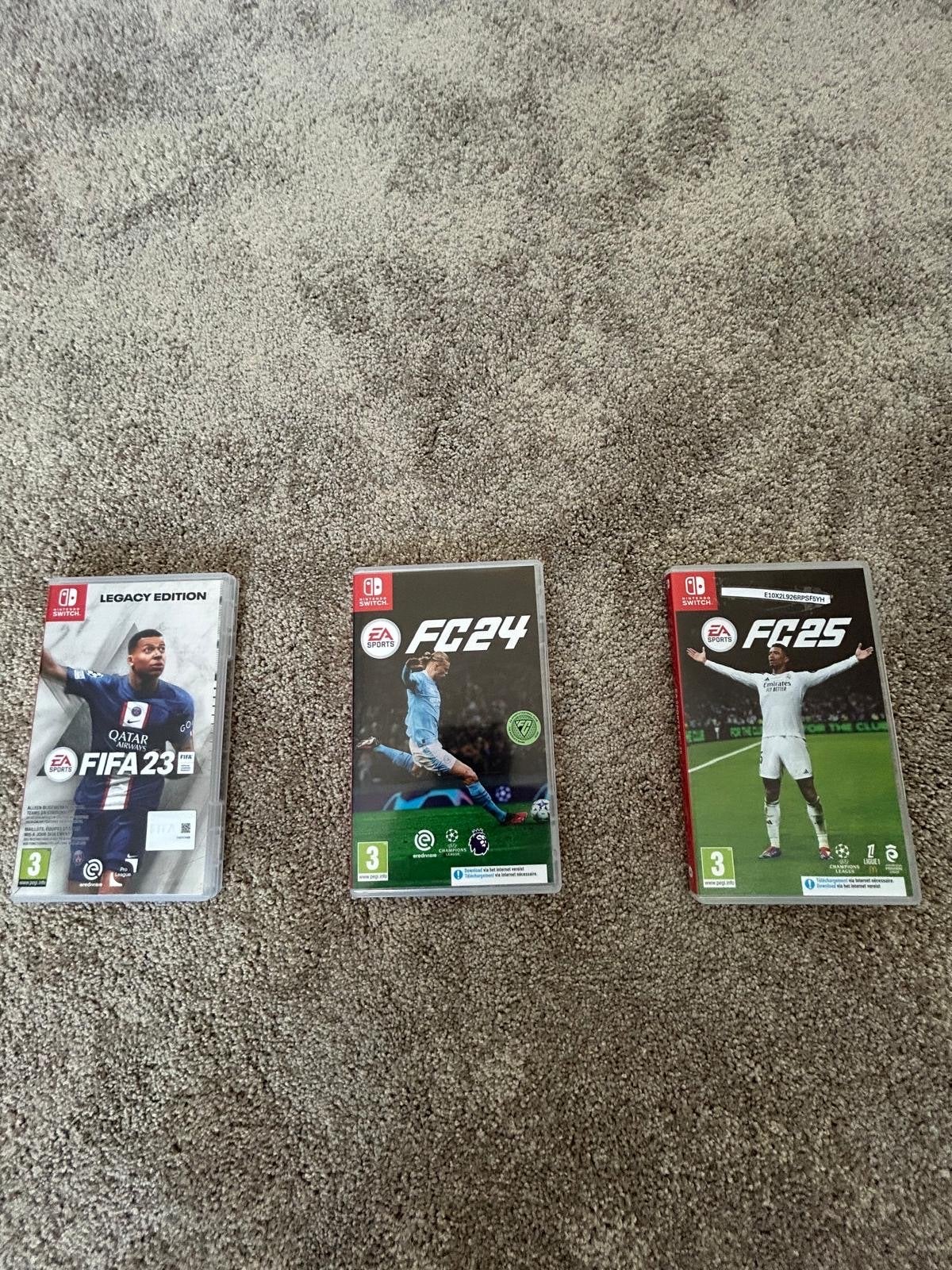 EA Sports FC 24, FC 25 en FIFA 23 voor Nintendo Switch, Ophalen of Verzenden, Zo goed als nieuw, Met games