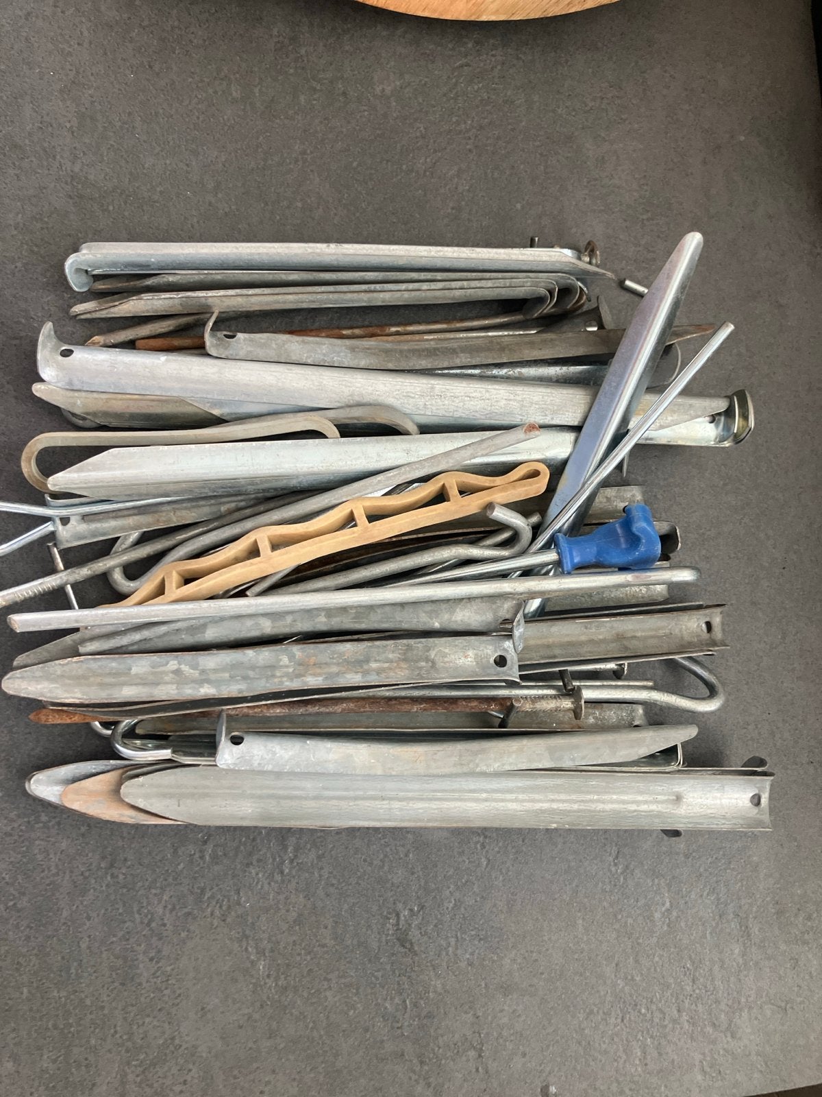 Diverse tent haringen - set voor kamperen, Caravans en Kamperen, Tentaccessoires, Ophalen, Gebruikt