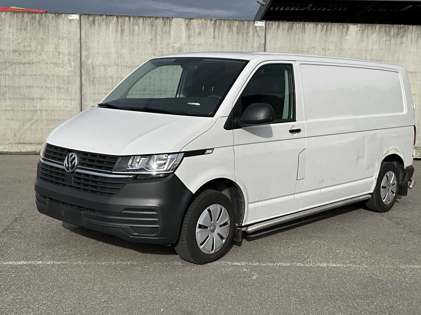 Volkswagen Transporter 2.0 TDI L2H1 XL 150pk 3-Persoons 2023, Voorwielaandrijving, Gebruikt, Euro 6, 150 pk