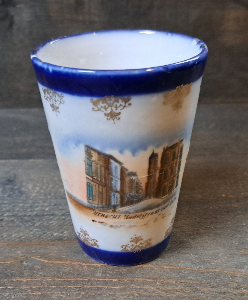 Oude beker, keramiek, met afbeelding Zadelstraat, Ophalen of Verzenden