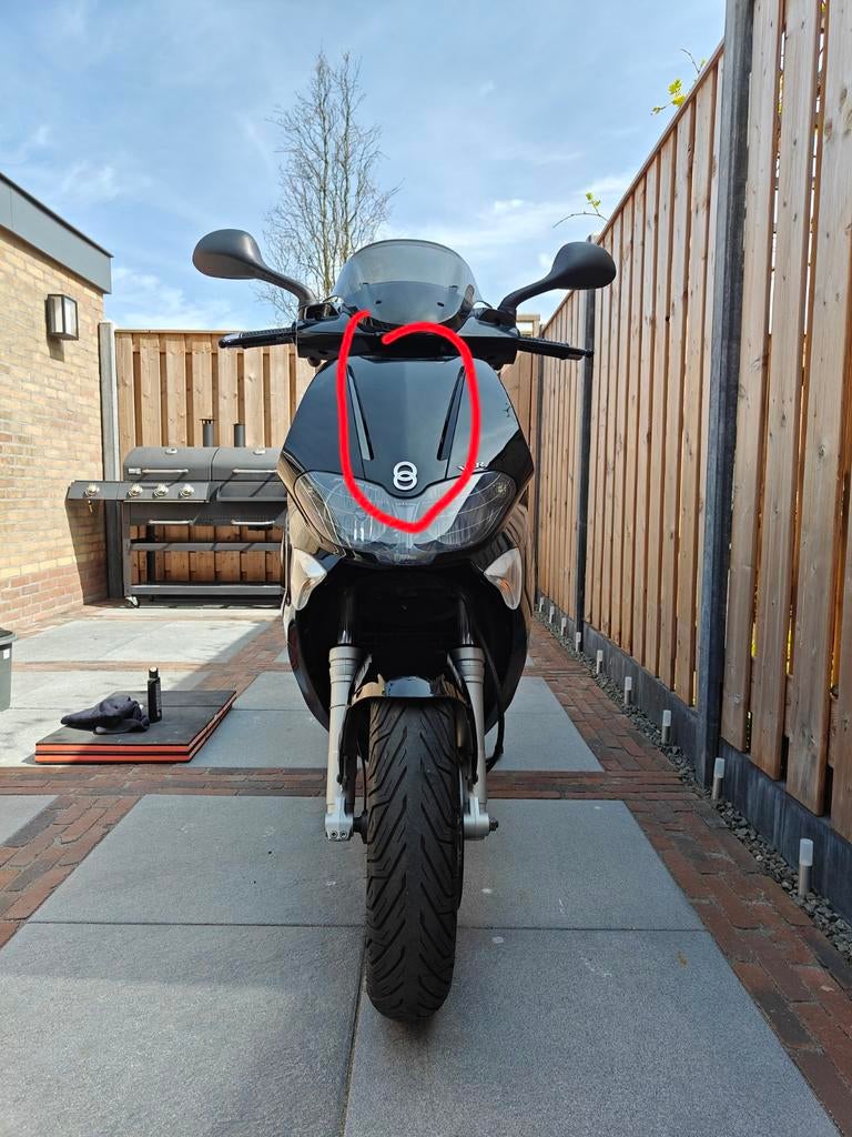 Gezocht: Middelste voorkap Gilera Runner VXR RST, Ophalen, Kap, Overige merken