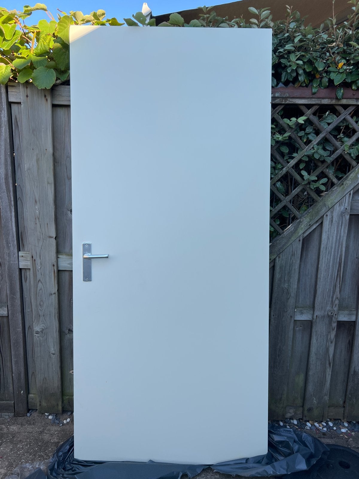 Witte opdek binnendeur met klink - Zo goed als nieuw, 80 tot 100 cm, Binnendeur, Ophalen of Verzenden, Zo goed als nieuw