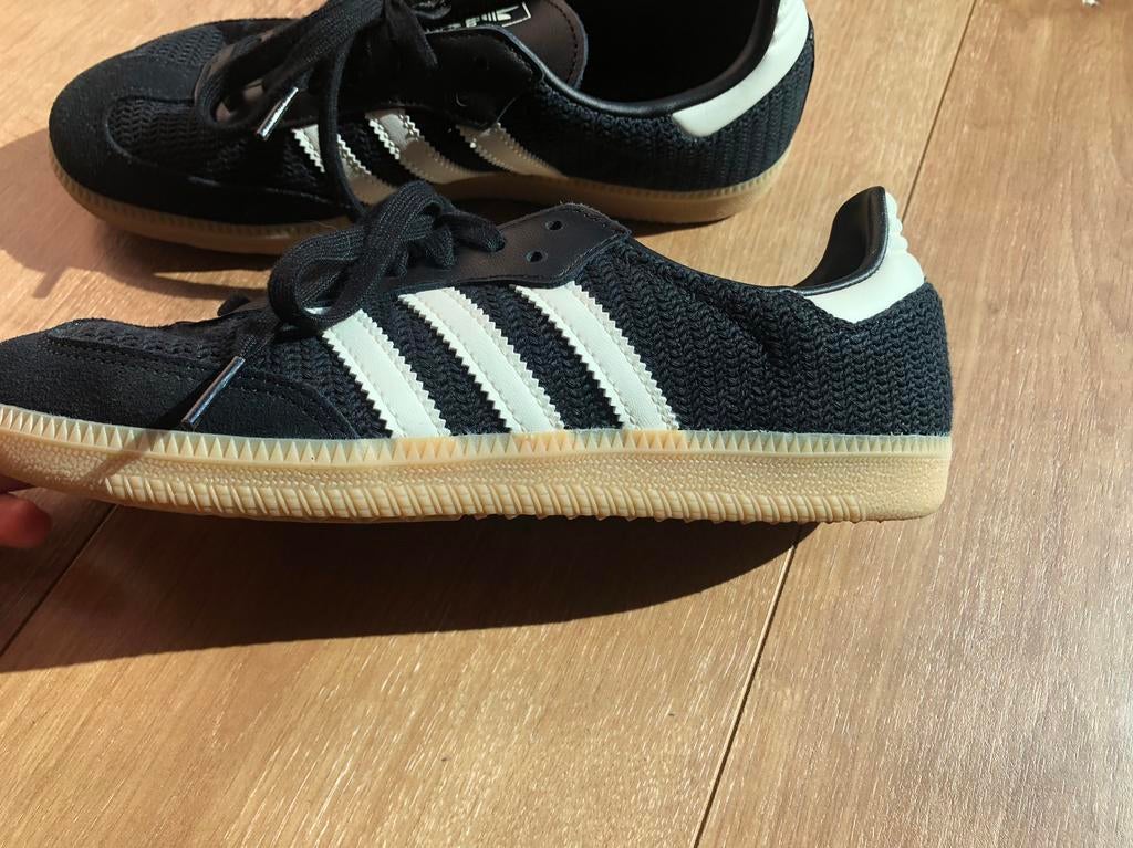Adidas Samba geweven maat 39 1/3, Kleding | Dames, Schoenen, Zwart, Ophalen of Verzenden, Sneakers of Gympen, Zo goed als nieuw