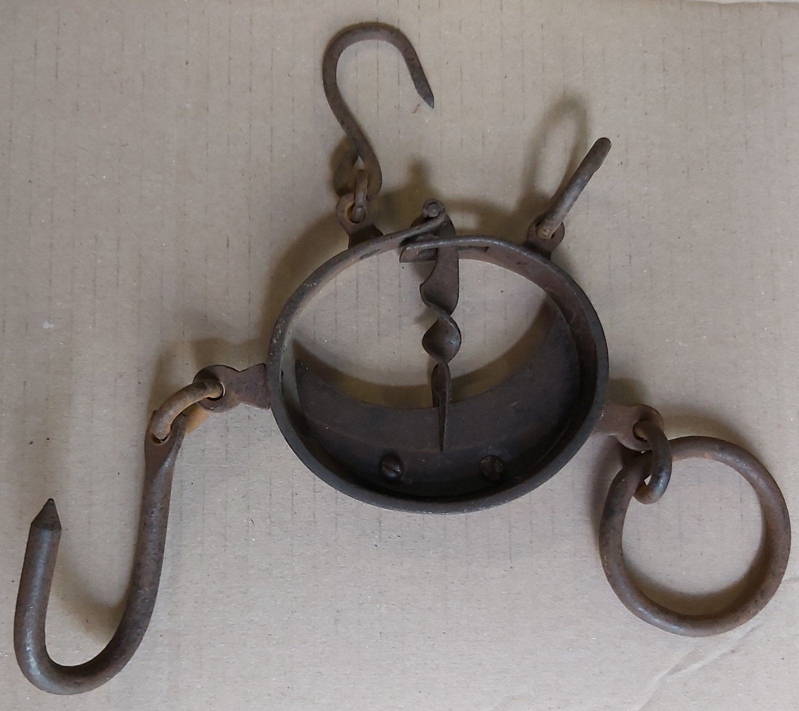 Te koop: antieke ijzeren 19e eeuwse balans, Antiek en Kunst, Antiek | Gereedschap en Instrumenten, Ophalen
