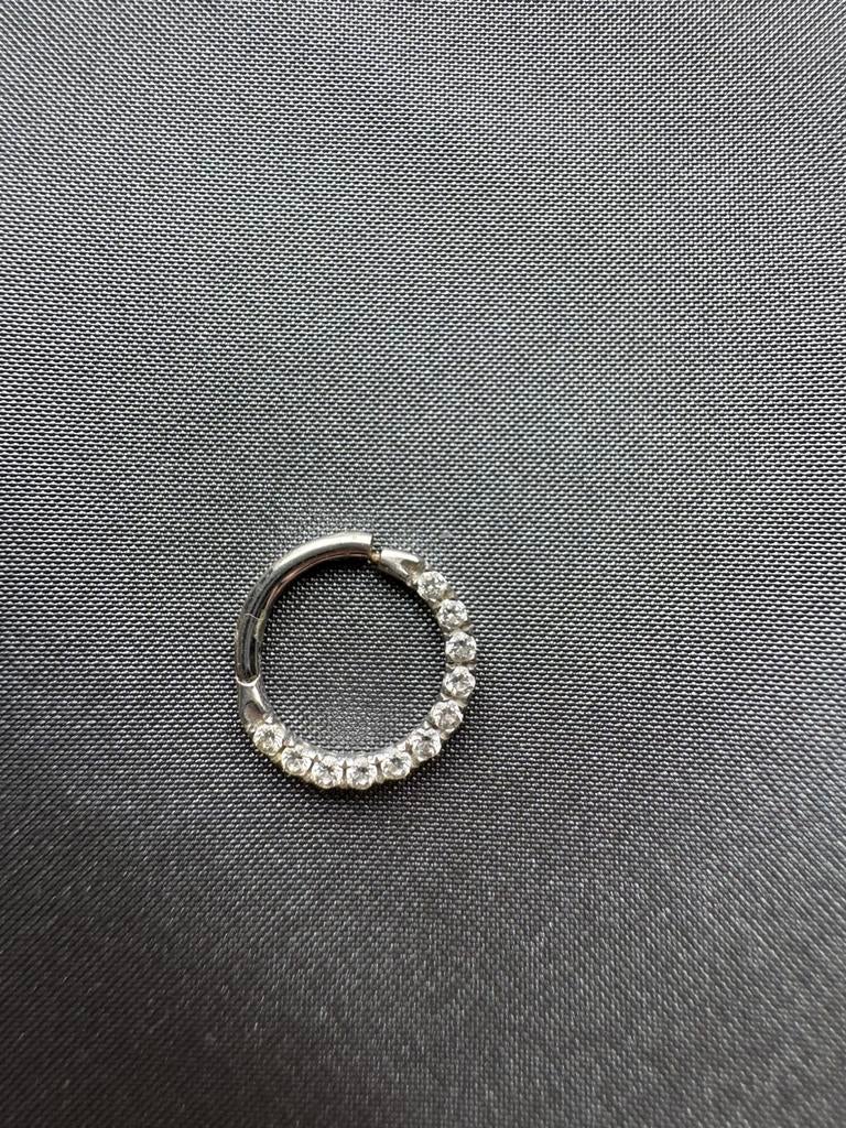 18K Witgoud Daith clicker, Sieraden, Tassen en Uiterlijk, Piercings, Gebruikt, Oor- of Traguspiercing, Ophalen of Verzenden, Goud
