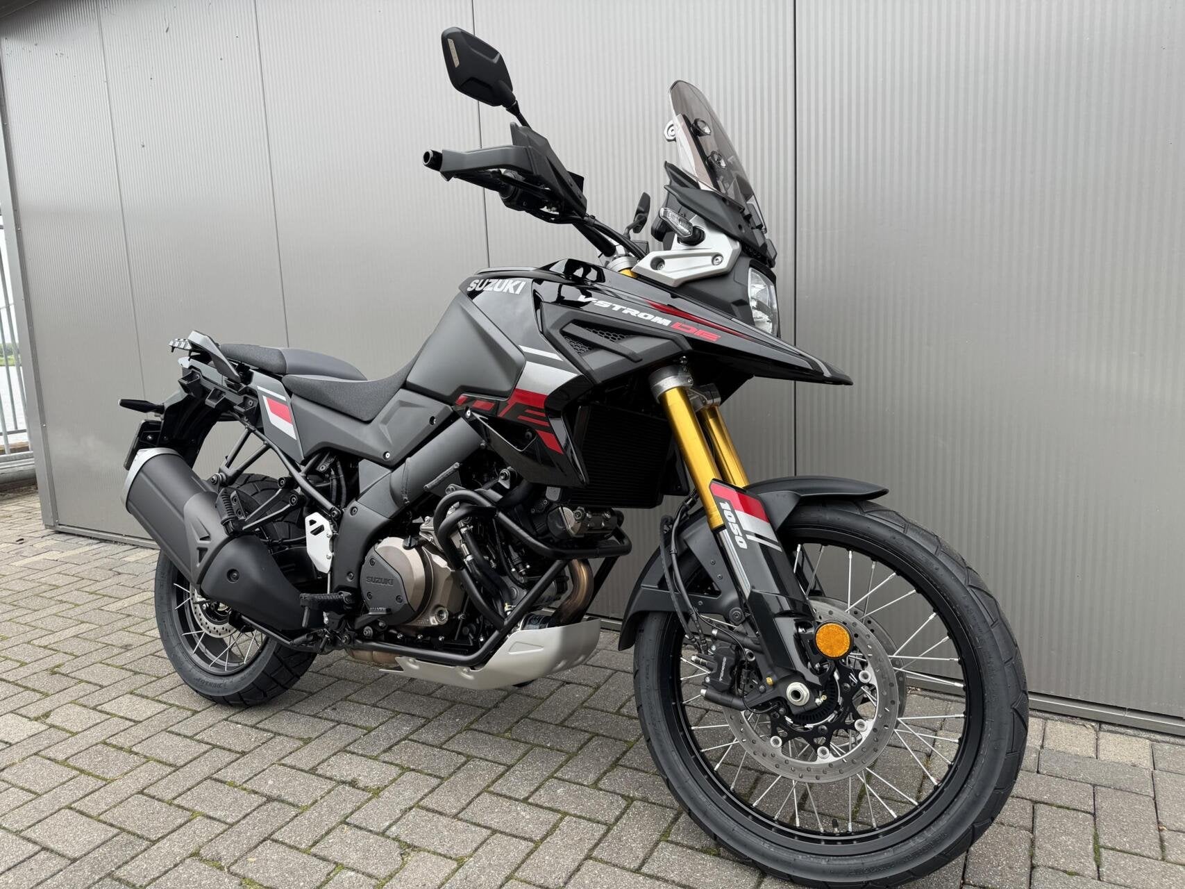 Suzuki DL 1050 V-Strom DE, Traction Control, Bedrijf, Meer dan 35 kW, Toermotor