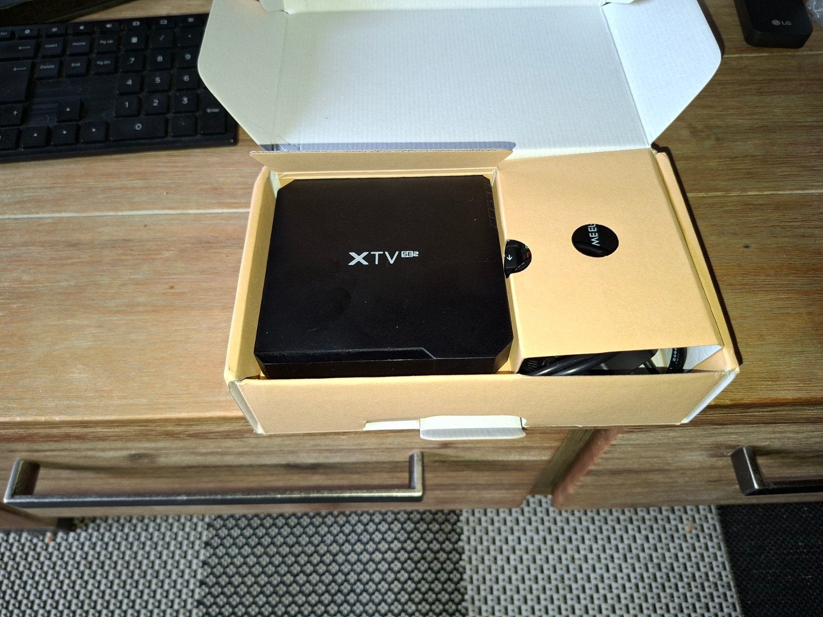 XTV SE32 4K Android TV Box met afstandsbediening, Ophalen of Verzenden, Zo goed als nieuw, HDMI