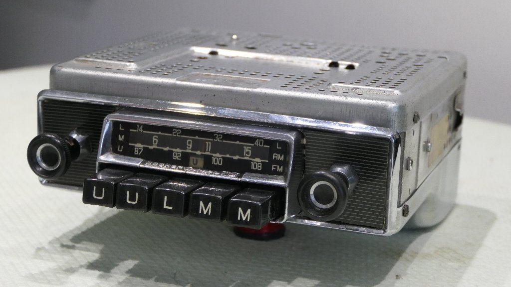 Becker autoradio, Auto diversen, Ophalen of Verzenden, Zo goed als nieuw