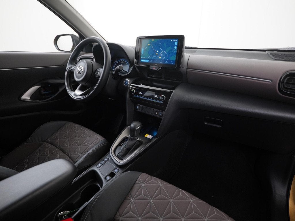 Toyota Yaris Cross 1.5 Hybrid Executive Bi Tone | Head-up |, Auto's, 12 maanden, Gebruikt, Overige kleuren, 1490 cc