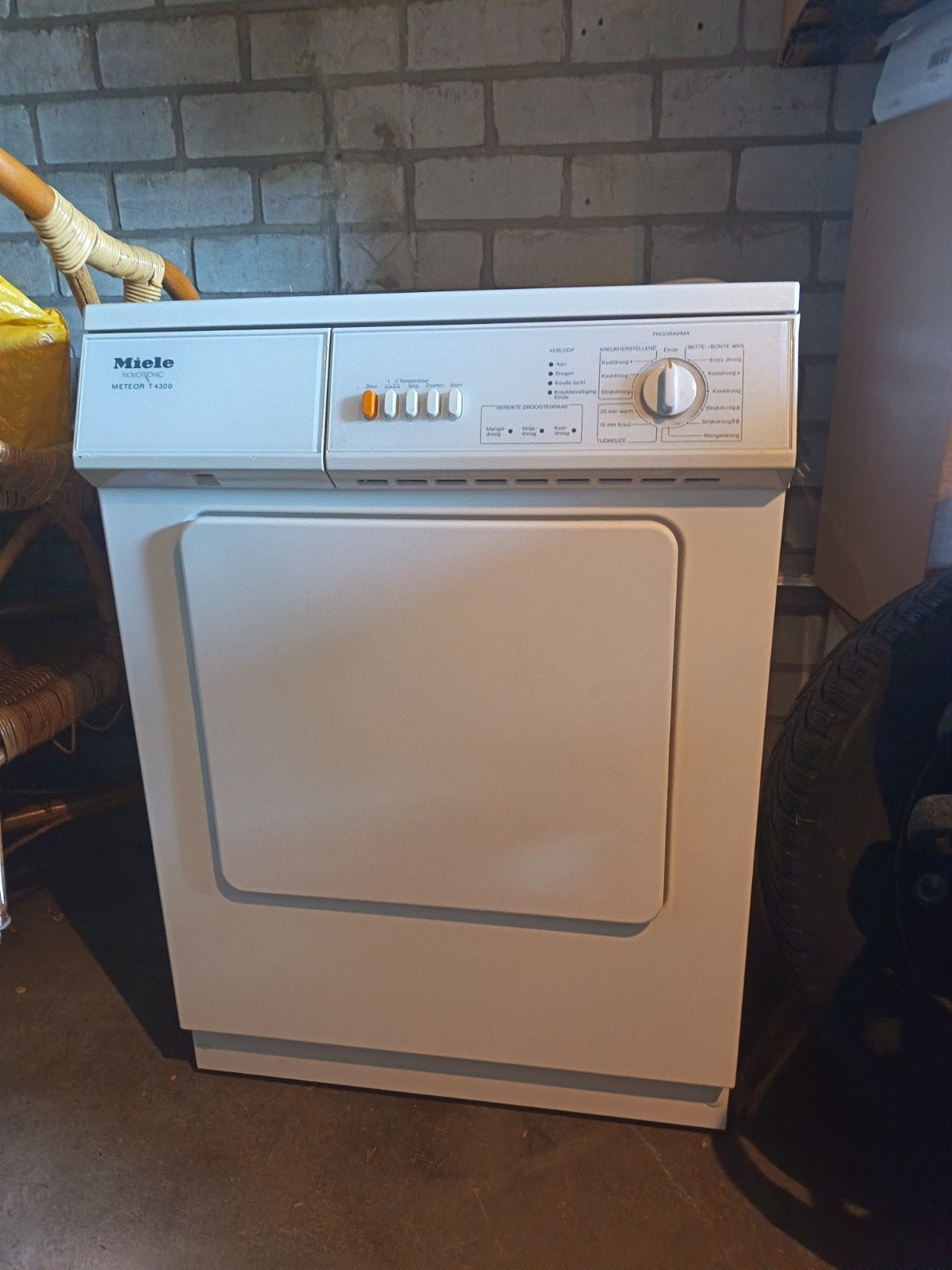 droger Miele, Witgoed en Apparatuur, Wasdrogers, Ophalen, Gebruikt, Luchtafvoer, 8 tot 10 kg