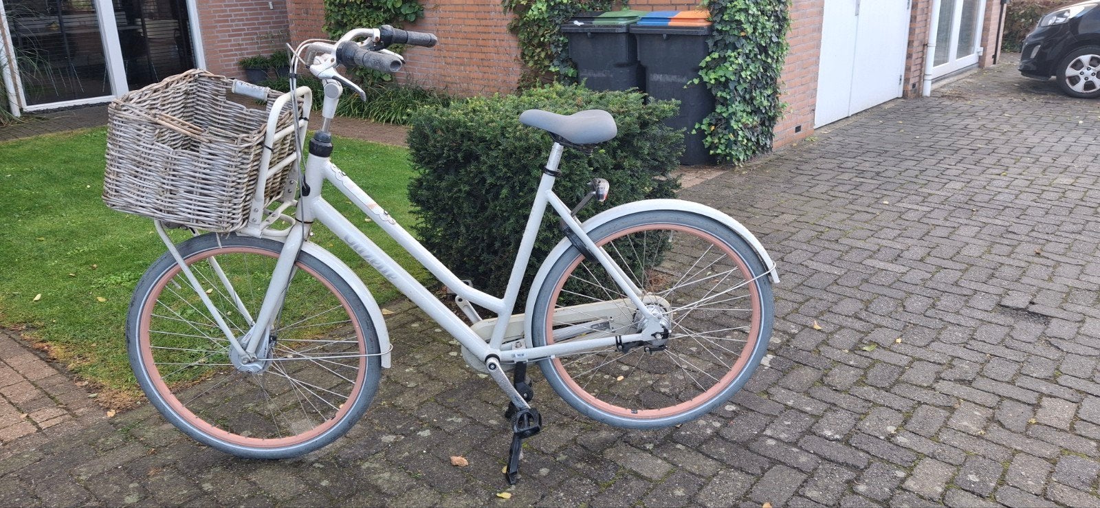 Gazelle fiets met mand -, Ophalen, Gebruikt, Velgrem, Versnellingen