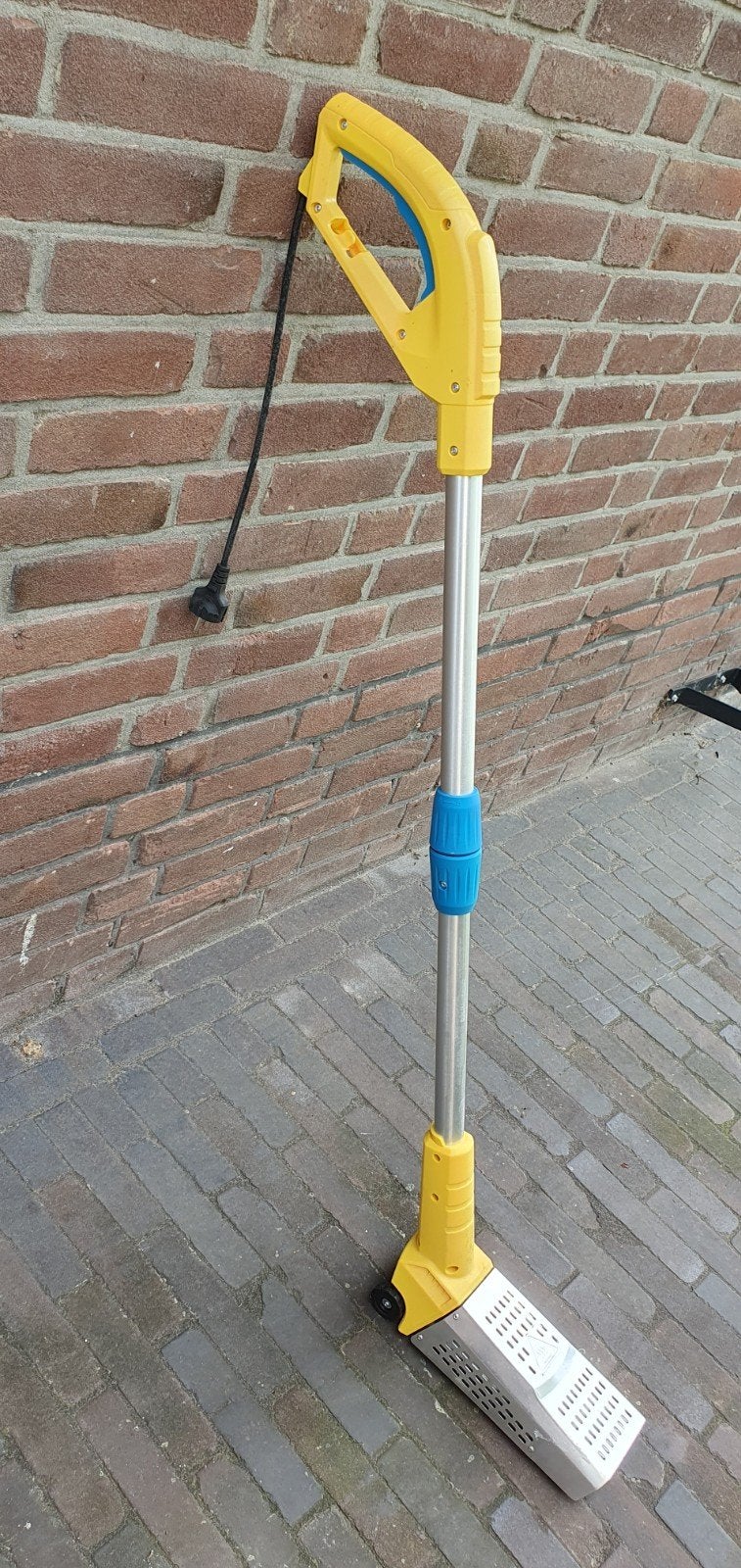 Onkruidbrander, Ophalen