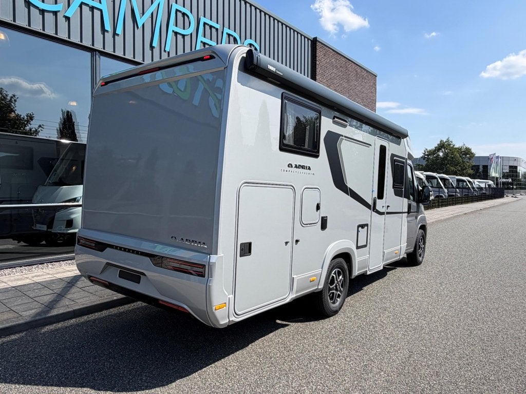 Adria Compact Supreme DL AUTOMAAT 2027 MODEL, Automaat, Fiat, 6 tot 7 meter, Bedrijf
