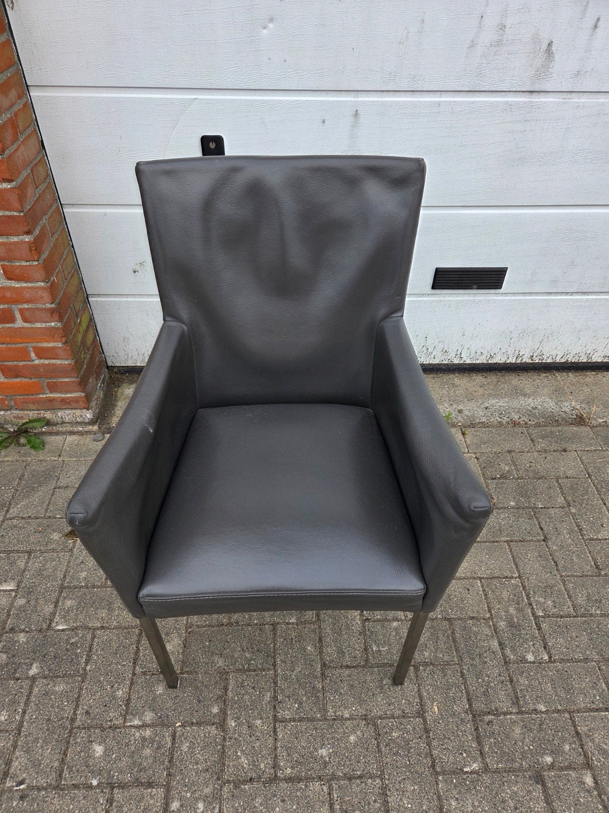 4 leren eettafel stoelen. Bert Plantagie, Ophalen of Verzenden, Zo goed als nieuw, 50 tot 75 cm