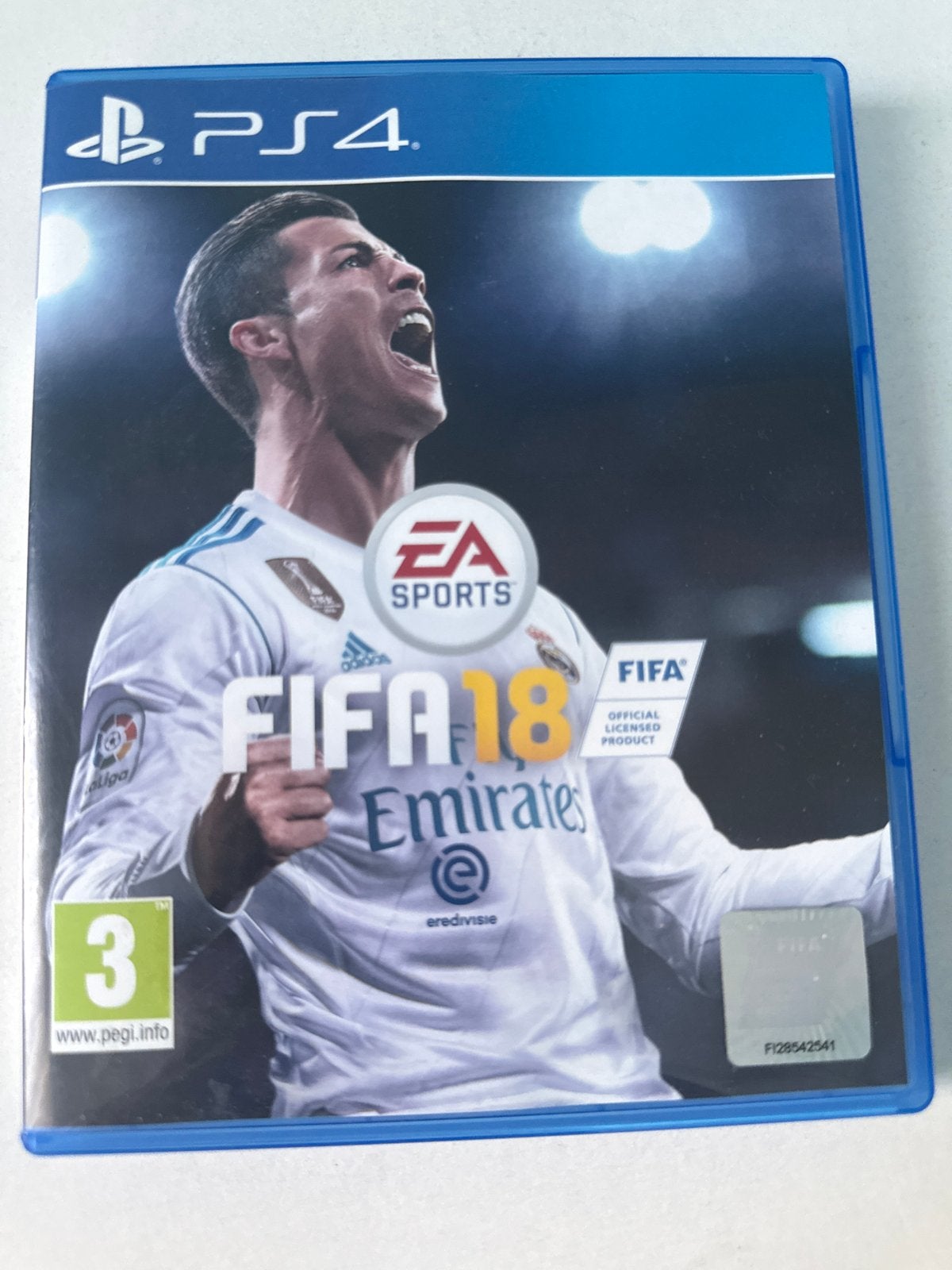 FIFA 18 voor PS4 - Voetbalgame met Cristiano Ronaldo, Eén computer, Ophalen of Verzenden, Zo goed als nieuw, Sport
